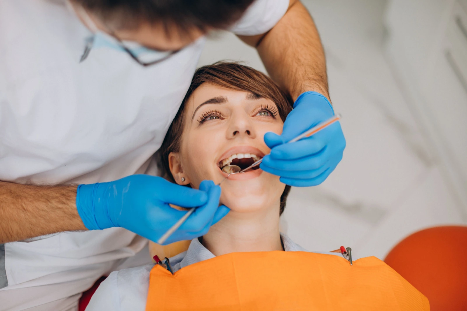 كيف يتم زراعة الاسنان بدون جراحة ؟