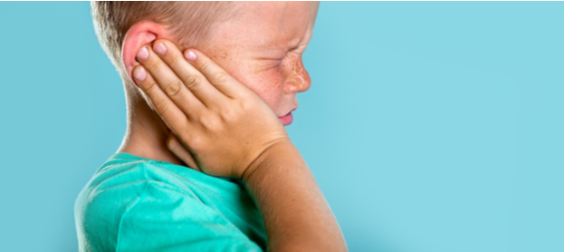 ما أسباب ألم الأذن عند الأطفال؟ وما علاجه؟