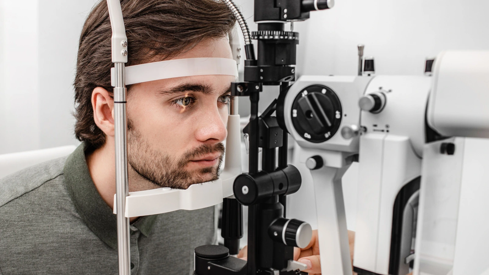 ما هي أعراض ضغط العين أو الجلوكوما؟ وهل يسبب العمى؟