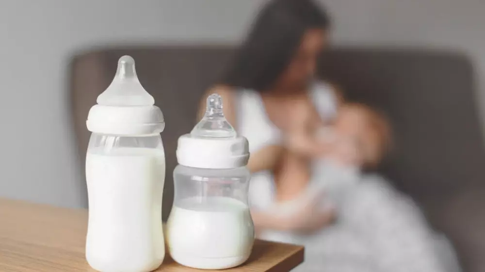 مشاكل الرضاعة عند حديثي الولادة وكيفية التعامل معها