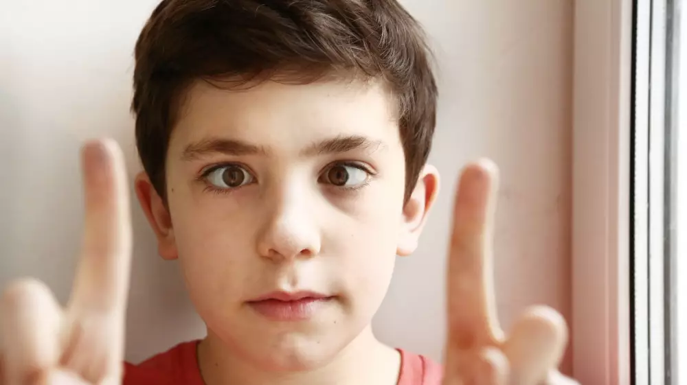 ما علاج الحول عند الاطفال؟