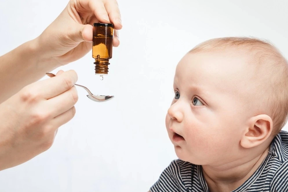 ما هي أسباب نقص فيتامين د عند الأطفال؟ وكيف يمكن علاجه؟