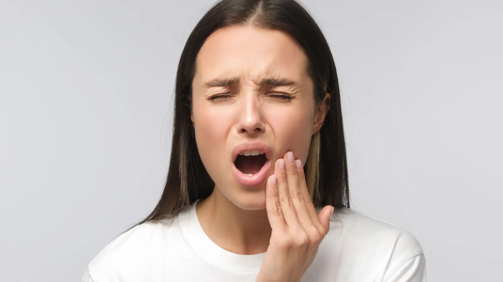 ما هي أفضل طرق لتسكين ألم الأسنان فورًا؟