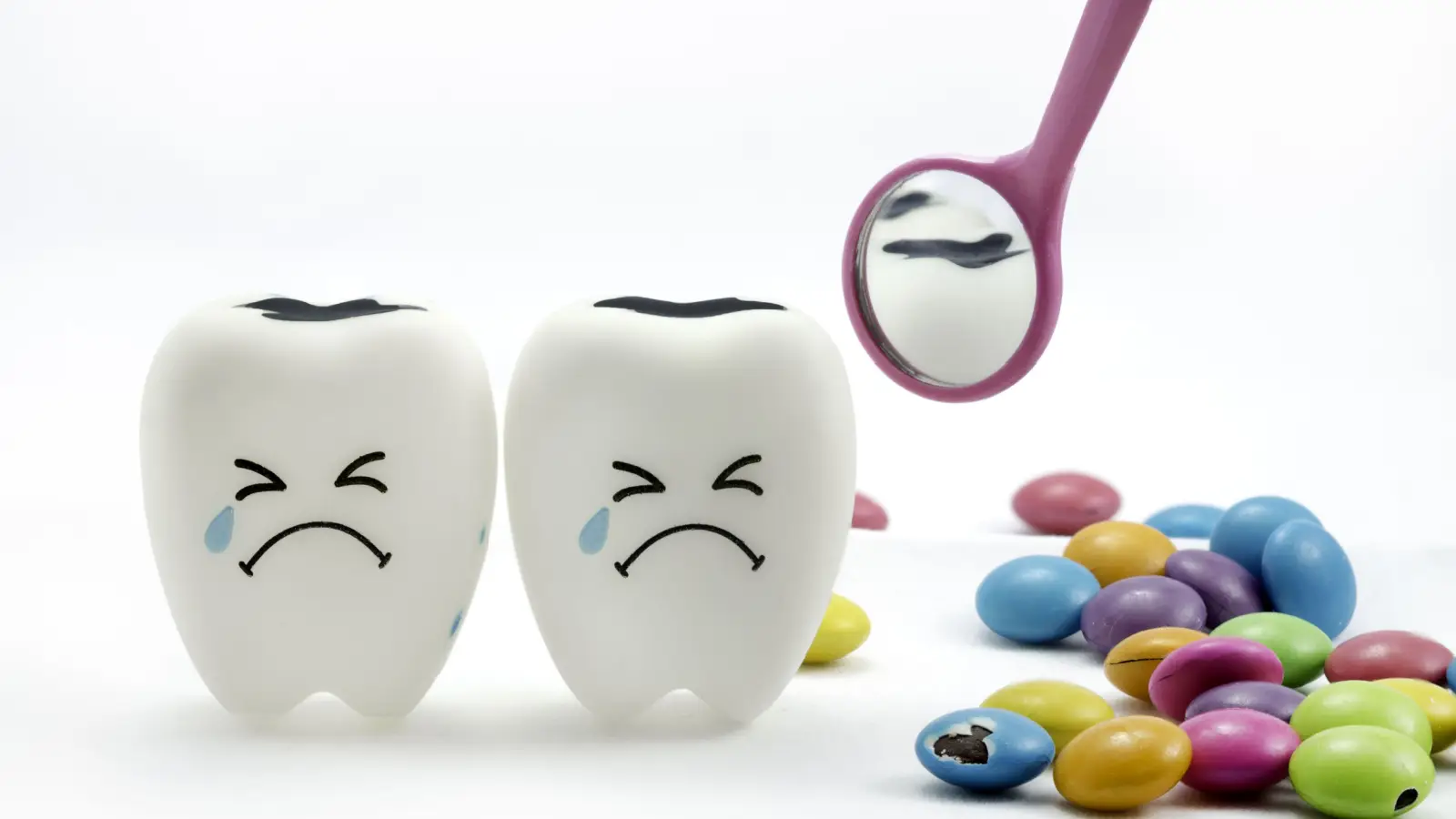 ما هي أعراض تسوس الأسنان؟ وكيف يمكن علاجه؟