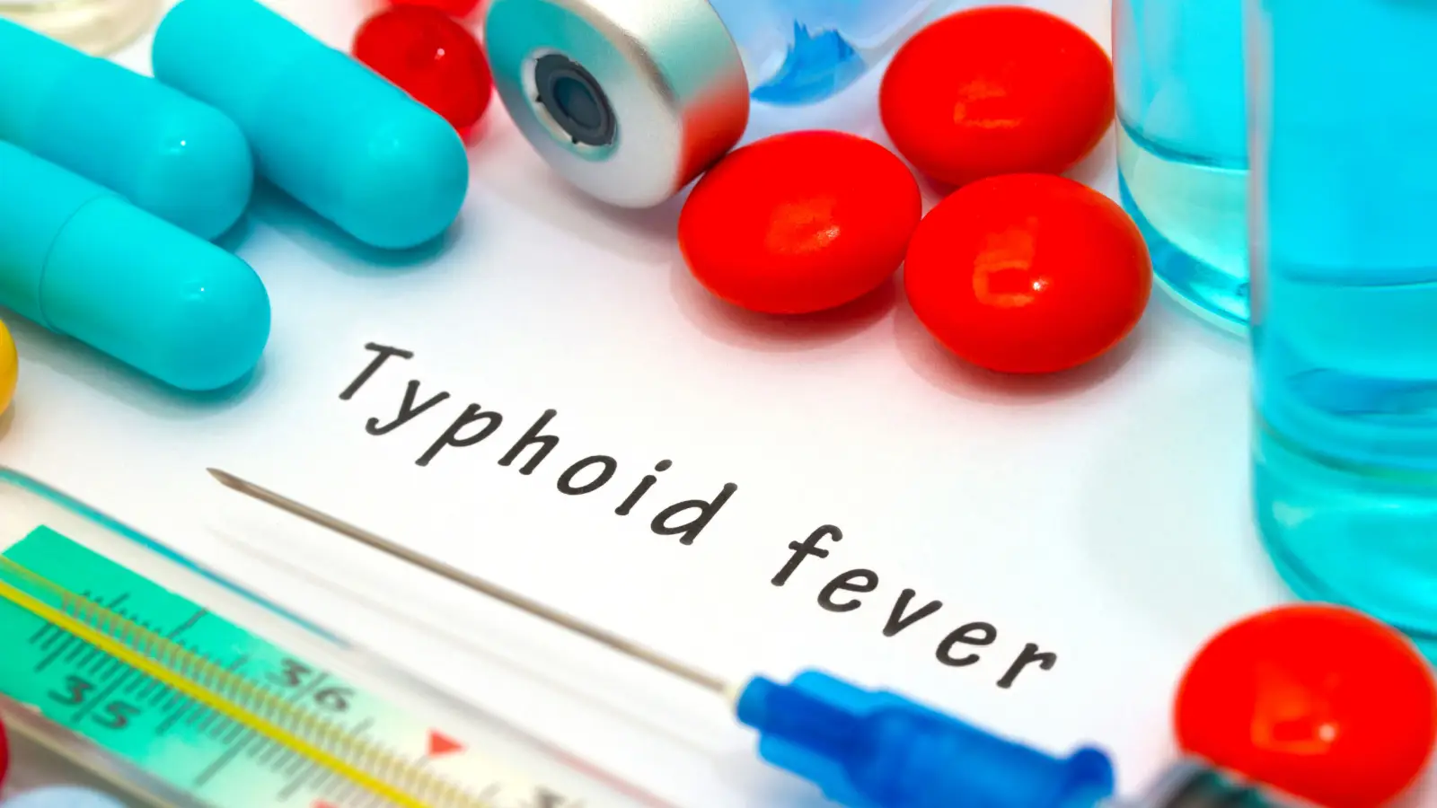 ما أعراض حمى التيفويد، وكيف يمكن علاجها؟