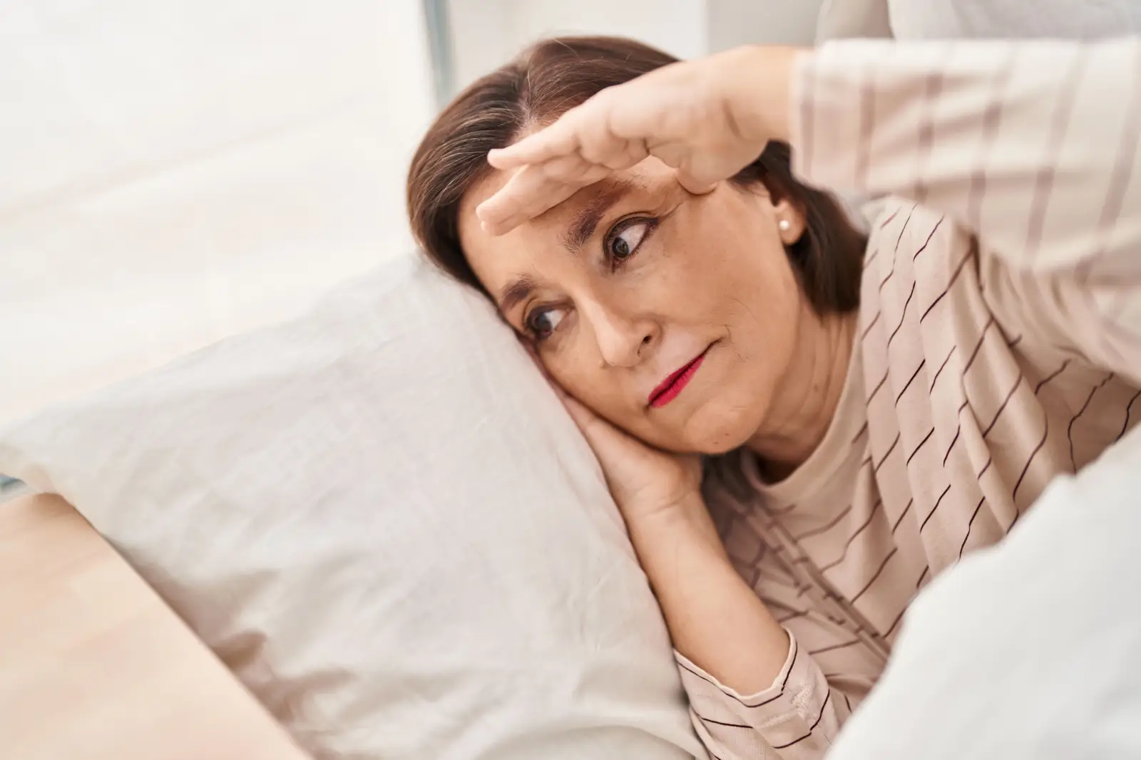 متى يبدأ سن اليأس عند المرأة وما هي أعراضه؟