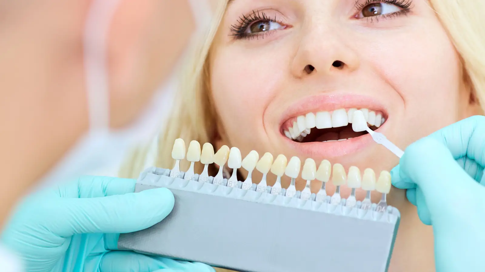 هل زراعة الأسنان مؤلمة؟
