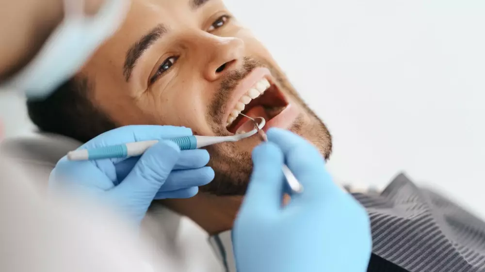 كيفية الحفاظ على تاج الأسنان