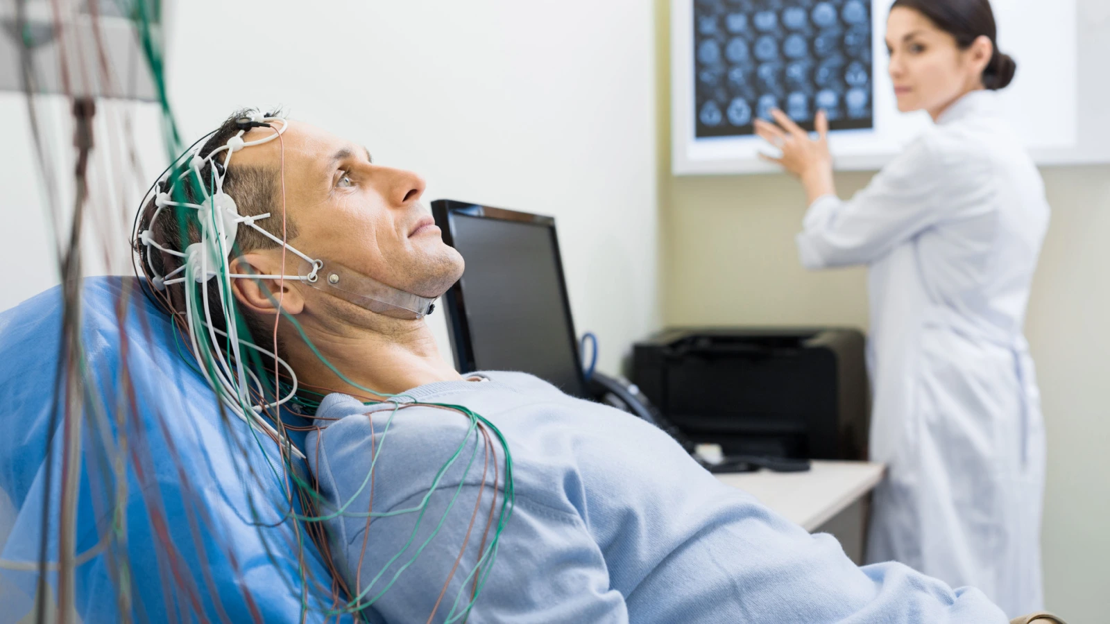 هل يمكن الشفاء من كهرباء المخ؟